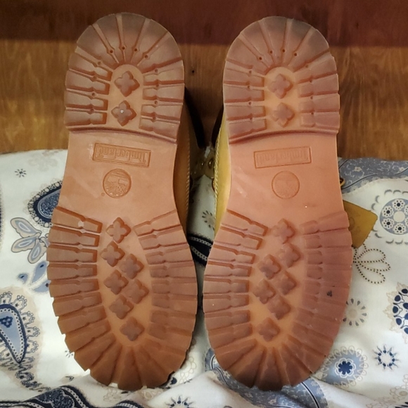 TIMBERLAND - Picture 6 of 8